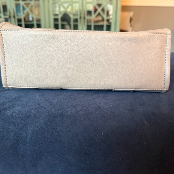 Marc Jacobs Tote - Picture 2 of 6